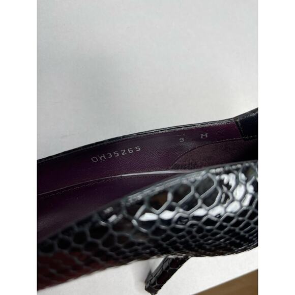 Stuart Weitzman Midondas Black Crystal Snake Embossed scallop Pump size 9 - Picture 8 of 8